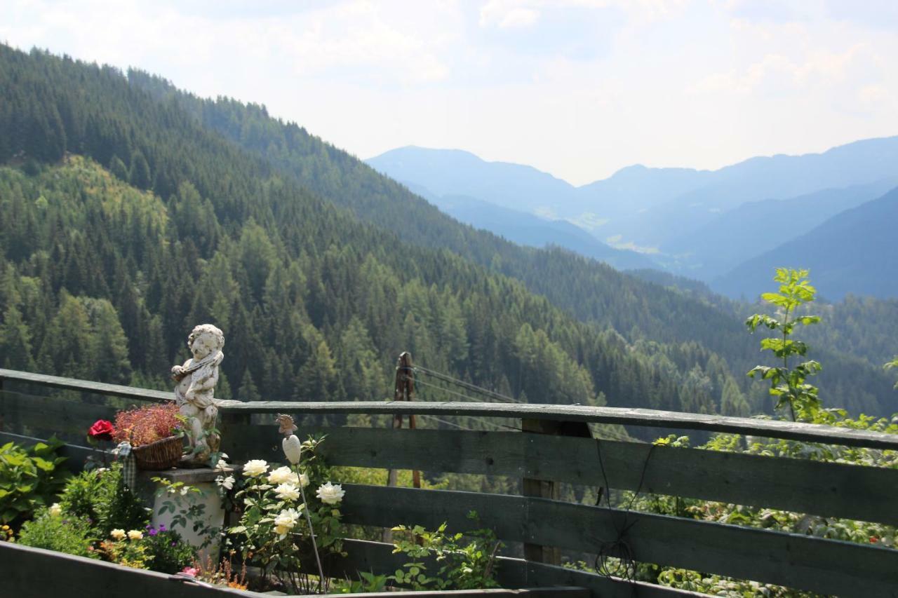 Haus Mauken - Appartments Mit Panoramablick Murau Bagian luar foto